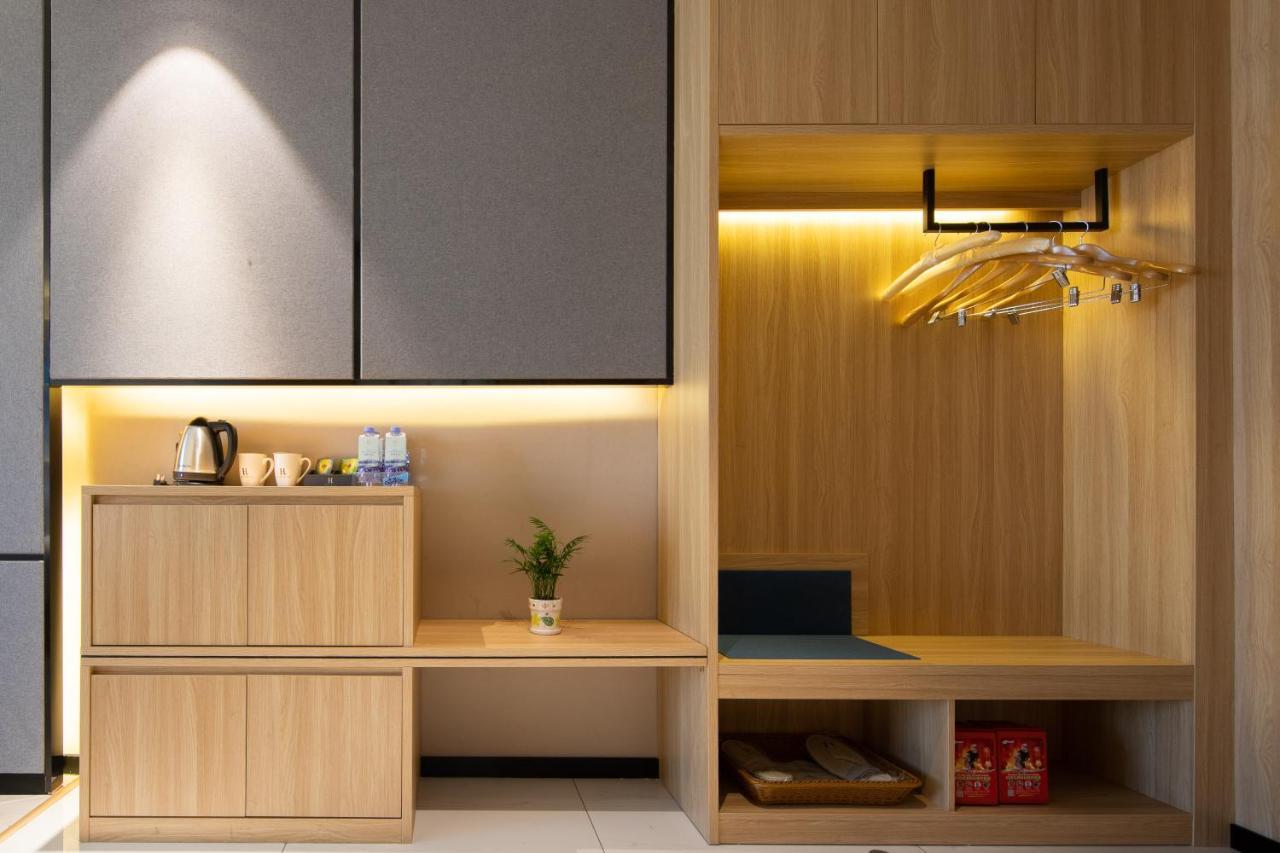 Ausotel By Argyle Baiyun International Airport Renhe Metro Exit B قوانغتشو المظهر الخارجي الصورة
